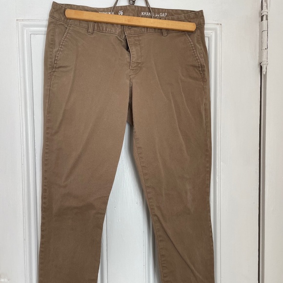 Gap Skinny Mini Chinos - Picture 1 of 4